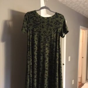 LulaRoe Carly - Green Floral - XS